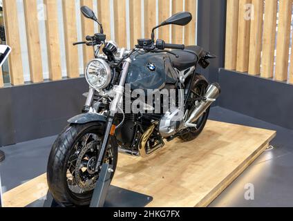 Vue avant de la BMW R nineT Pure Motorcycle. Banque D'Images