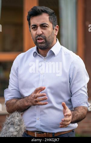 Photo du dossier datée du 11/01/22, du secrétaire écossais à la Santé, Humza Yousaf, qui a déclaré qu'atteindre 15 millions de tests est une « étape majeure » et une « connaissance du travail acharné et du dévouement de nos équipes de tests à travers le pays ». Banque D'Images