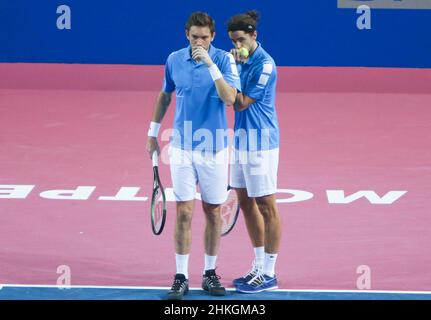 Montpellier, France.04th févr. 2022.Nicolas Mahut, Pierre-Hughes Herbert de France pendant les quarts de finale doubles à Open Sud de France 2022, tournoi de tennis ATP 250 le 4 février 2022 à Sud de France Arena à Montpellier, France - photo Laurent Lairys/DPPI crédit: DPPI Media/Alay Live News Banque D'Images