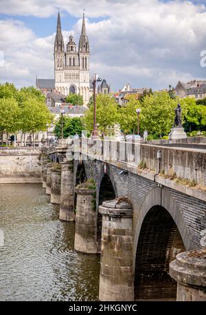 Pont de Verdun, R Maine, Angers Banque D'Images