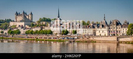 Aube à Saumur, Maine et Loire, France Banque D'Images