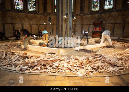 Importante restauration de boiseries dans la cathédrale York Minster Banque D'Images