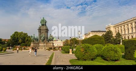 Panorama de la place Maria-Theresien-Platz dans le centre de Vienne, Autriche Banque D'Images