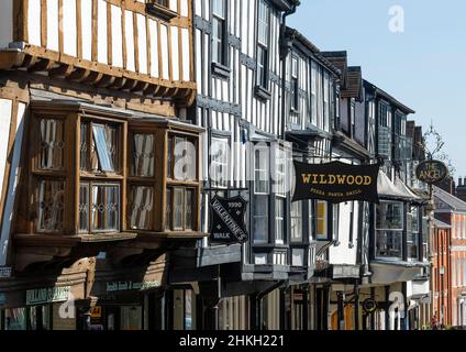 Bâtiments à pans de bois sur Broad Street, Ludlow, Shropshire. Banque D'Images