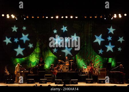 Ringo Starr est rejointe par Rod argent, Sheila E., Richard Marx, Billy Squier, Hamish Stuart et Edgar Winter pour la tournée All Starr 2006, à New York Banque D'Images