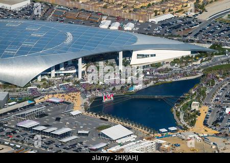 Inglewood, Californie, États-Unis.30th janvier 2022.Une vue aérienne du SOFI Stadium, stade des Rams and Chargers à Los Angeles pendant le match de championnat NFC.(Image de crédit : © Mark Holtzman /ZUMA Press Wire Service) Banque D'Images