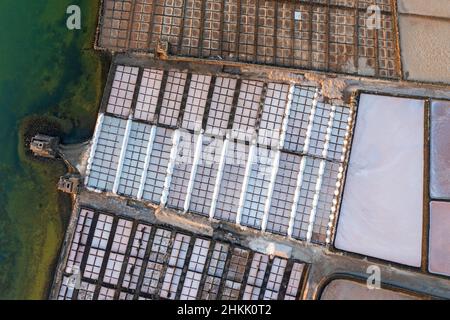 Salinas de Janubio, photo aérienne, îles Canaries, Lanzarote, Guatiza Banque D'Images