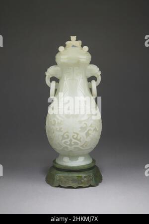 Art inspiré par un vase couvert sous la forme d'un navire en bronze archaïque (hu) avec poignées en anneau et stand, chinois, dynastie Qing, 1644-1911, période Qianlong, 1736-1795, ou période de Jiaqing, 1796-1820, fin 18th-début 19th siècle, Jade (néphrite), fabriqué en Chine, Asie, conteneurs, Jades, 10 3/, œuvres classiques modernisées par Artotop avec une touche de modernité. Formes, couleur et valeur, impact visuel accrocheur sur l'art émotions par la liberté d'œuvres d'art d'une manière contemporaine. Un message intemporel qui cherche une nouvelle direction créative. Artistes qui se tournent vers le support numérique et créent le NFT Artotop Banque D'Images