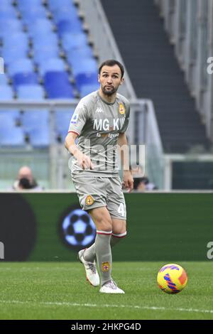 Rome, Italie.05th févr. 2022.Milan Badelj de Gênes CFC pendant les 24th jours de la série A Championship entre A.S. Roma vs Gênes CFC le 5th février 2022 au Stadio Olimpico à Rome, Italie.Crédit : Live Media Publishing Group/Alay Live News Banque D'Images