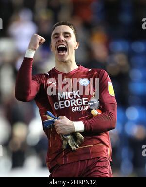 Peterborough, Royaume-Uni.05th févr. 2022.Steven Benda (pu) au Peterborough United et Queens Park Rangers, au match rond Emirates FA Cup 4th, au Weston Homes Stadium, Peterborough, Cambridgeshire.Crédit : Paul Marriott/Alay Live News Banque D'Images