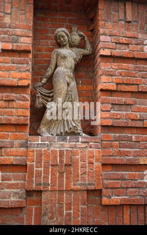 Bremen, Allemagne - Jan 16 2022 Sculpture de Bernhard Hoetger dans la Böttcherstrasse appelée 'bocal cheler' Banque D'Images