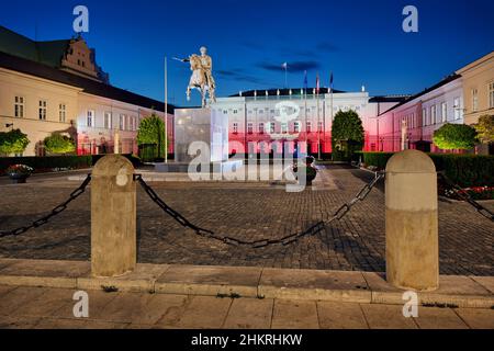 Varsovie - le Palais présidentiel, siège du président polonais. Monument Józef Poniatowski à Varsovie Banque D'Images