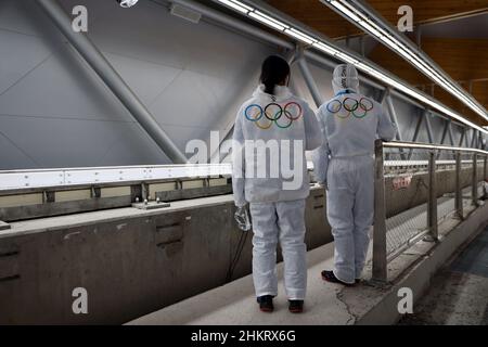 Pékin, Chine.5th févr. 2022.Vue générale Luge : les célibataires masculins pendant les Jeux Olympiques d'hiver de 2022 à Beijing au Centre National de Sliding à Beijing, Chine .Credit: AFLO SPORT/Alay Live News Banque D'Images