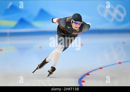 Claudia PECHSTEIN (GER) action, 5 FÉVRIER 2022 - Patinage de vitesse : les femmes 3000m lors des Jeux Olympiques d'hiver de Beijing 2022 à l'ovale national de patinage de vitesse de Beijing, Chine.Jeux olympiques d'hiver de 24th Beijing 2022 à Beijing de 04,02.-20.02.2022.PAS DE VENTES HORS ALLEMAGNE !Photo: Kenjiro Matsuo/AFLO via Sven Simon Fotoagentur GmbH & Co. Pressefoto KG # Prinzess-Luise-Str41 # 45479 M uelheim/R uhr # Tél0208/9413250 # Fax.0208/9413260 # compte 244 293 433 # GLSB arrivée # compte 4030 025 100 # BLZ 430 609 67 # e-mail : svensimon@t-online.de # www.svensimon.net. Banque D'Images