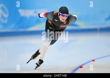 Claudia PECHSTEIN (GER) action, 5 FÉVRIER 2022 - Patinage de vitesse : les femmes 3000m lors des Jeux Olympiques d'hiver de Beijing 2022 à l'ovale national de patinage de vitesse de Beijing, Chine.Jeux olympiques d'hiver de 24th Beijing 2022 à Beijing de 04,02.-20.02.2022.PAS DE VENTES HORS ALLEMAGNE !Photo: Kenjiro Matsuo/AFLO via Sven Simon photo Agency GmbH & Co. Photo de presse KG # Princess-Luise-Str.41 # 45479 M uelheim/R uhr # Tél0208/9413250 # Fax.0208/9413260 # compte 244 293 433 # GLSB arrivée # compte 4030 025 100 # BLZ 430 609 67 # e-mail : svensimon@t-online.de # www.svensimon.net. Banque D'Images