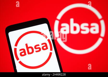 Ukraine.05th févr. 2022.Dans cette illustration, le logo Absa Group Limited apparaît sur l'écran d'un smartphone.(Photo de Pavlo Gonchar/SOPA Images/Sipa USA) crédit: SIPA USA/Alay Live News Banque D'Images