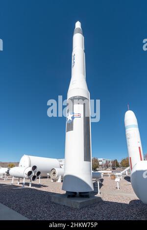 Des roquettes exposées au Northrop Grumman Rocket Garden, Corrine, Utah. Banque D'Images