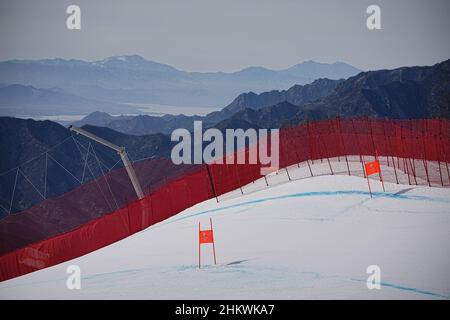 Yanqing, Chine.06th févr. 2022.Jeux olympiques, ski alpin, descente au Centre national de ski alpin.Vue sur la pente descendante.Credit: Michael Kappeller/dpa/Alay Live News Banque D'Images