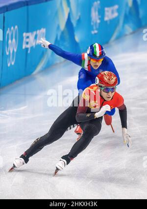 Pékin, Hebei, Chine.5th févr. 2022.Le 1st février, la Chine remporte l'or 5 des Jeux olympiques en relais de patinage de vitesse sur piste courte.(Image de crédit : © Mark Edward Harris/ZUMA Press Wire) Banque D'Images