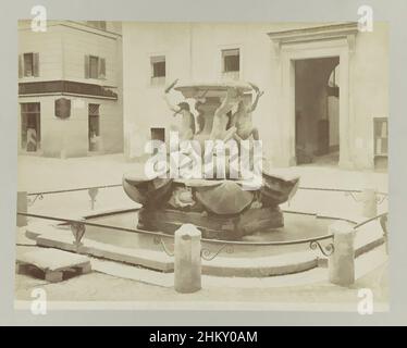 Art inspiré par la fontaine de la tortue à Rome, N. 603, un Roma. Fontana delle Tartarughe, Rome, c. 1880 - c. 1904, papier, imprimé albumine, hauteur 199 mm × largeur 257 mm hauteur 241 mm × largeur 327 mm, oeuvres classiques modernisées par Artotop avec une touche de modernité. Formes, couleur et valeur, impact visuel accrocheur sur l'art émotions par la liberté d'œuvres d'art d'une manière contemporaine. Un message intemporel qui cherche une nouvelle direction créative. Artistes qui se tournent vers le support numérique et créent le NFT Artotop Banque D'Images