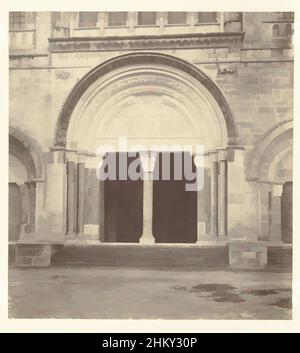 Art inspiré par la vue de l'entrée de la Basilique Sainte-Marie-Madeleine de Vézelay, porte du Centre portail, Vezeley, Église de l'Abbaye, éditeur: Downes & Co. Cundall, Vézelay, éditeur: Londres, 1863 - 1865, papier, Carton, imprimé albumine, hauteur 244 mm × largeur 226 mm hauteur 483 mm, oeuvres classiques modernisées par Artotop avec une touche de modernité. Formes, couleur et valeur, impact visuel accrocheur sur l'art émotions par la liberté d'œuvres d'art d'une manière contemporaine. Un message intemporel qui cherche une nouvelle direction créative. Artistes qui se tournent vers le support numérique et créent le NFT Artotop Banque D'Images