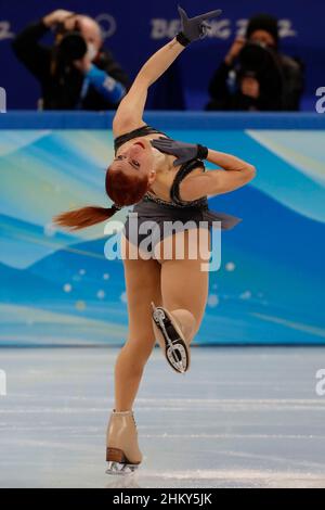 Pékin, Hebei, Chine.6th févr. 2022.Eliska Brezinova (CZE) skate dans le programme de patinage féminin de courte durée lors des Jeux Olympiques d'hiver de 2022 à Beijing au stade intérieur de la capitale.(Credit image: © David G. Credit: ZUMA Press, Inc./Alamy Live News Banque D'Images