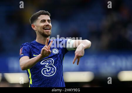 Londres, Angleterre, le 5th février 2022.Jorginho de Chelsea pendant le match de la coupe Emirates FA à Stamford Bridge, Londres.Le crédit photo devrait se lire: David Klein / Sportimage Banque D'Images