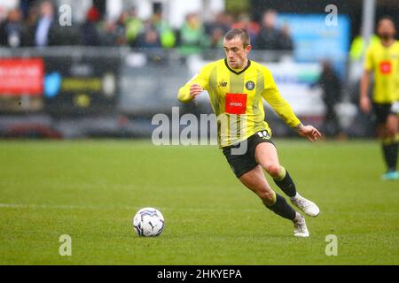 Envirovent Stadium, Harrogate, Angleterre - 5th février 2022 Alex Pattison (16) de Harrogate - pendant le jeu Harrogate v Bradford City, EFL League 2, 2021/22, au Envirovent Stadium, Harrogate, Angleterre - 5th février 2022 crédit: Arthur Haigh/WhiteRosePhotos/Alay Live News Banque D'Images