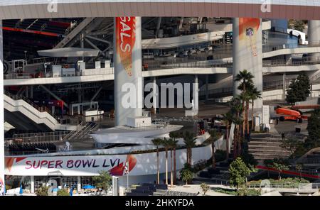 INGLEWOOD, CA - FÉVRIER 5 : vue aérienne du stade SOFI, stade de la NFL LA Rams, et domicile du Super Bowl LVI le 5 février 2022.Crédit : mpi34/MediaPunch Banque D'Images