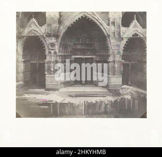 Art inspiré par le portail principal de la cathédrale d'Amiens, Portail de la façade principale de la cathédrale d'Amiens, souvenirs photographiques, Charles Marville, imprimeur: Louis-désiré Blanquart-Evrard, Amiens, Imprimeur: Lille, éditeur: Lille, 1850 - 1853, papier, carton, Papier salé, œuvres classiques modernisées par Artotop avec une touche de modernité. Formes, couleur et valeur, impact visuel accrocheur sur l'art émotions par la liberté d'œuvres d'art d'une manière contemporaine. Un message intemporel qui cherche une nouvelle direction créative. Artistes qui se tournent vers le support numérique et créent le NFT Artotop Banque D'Images