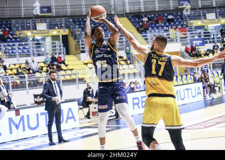 Italie- Panier, 6 febbraio 2022 LNP A2 Reale Mutua Torino vs Orlandina Panier Banque D'Images