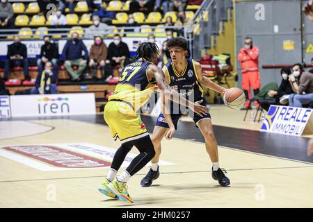 Italie- Panier, 6 febbraio 2022 LNP A2 Reale Mutua Torino vs Orlandina Panier Banque D'Images