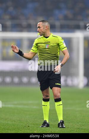 Milan, Italie.05th févr. 2022.L'arbitre Marco Guida a vu dans la série Un match entre l'Inter et l'AC Milan à Giuseppe Meazza à Milan.(Crédit photo : Gonzales photo/Alamy Live News Banque D'Images