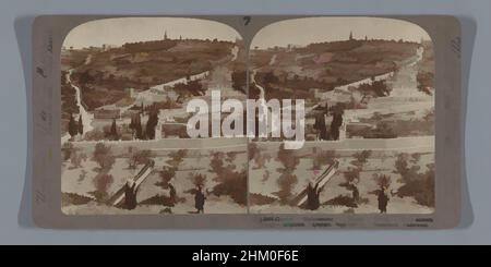 Art inspiré par la vue du jardin de Gethsemane et du Mont des oliviers, Jérusalem, jardin de Gethsemane et Mont des oliviers, du mur est - Jérusalem, Palestine, éditeur: Underwood and Underwood, Jeruzalem, éditeur: New York (ville), 1900 - 1905, carton, papier baryta, oeuvres classiques modernisées par Artotop avec une touche de modernité. Formes, couleur et valeur, impact visuel accrocheur sur l'art émotions par la liberté d'œuvres d'art d'une manière contemporaine. Un message intemporel qui cherche une nouvelle direction créative. Artistes qui se tournent vers le support numérique et créent le NFT Artotop Banque D'Images