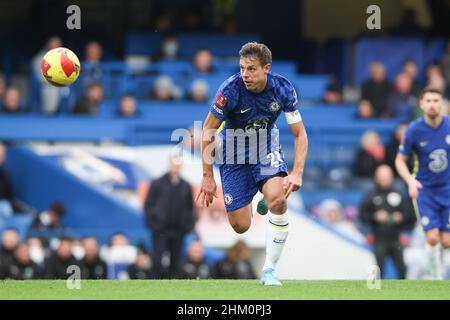 Londres, Royaume-Uni.06th févr. 2022.Csar Azpilicueta de Chelsea en action pendant le match rond de la FA Cup 4th entre Chelsea et Plymouth Argyle à Stamford Bridge, Londres, Angleterre, le 5 février 2022.Photo de Ken Sparks.Utilisation éditoriale uniquement, licence requise pour une utilisation commerciale.Aucune utilisation dans les Paris, les jeux ou les publications d'un seul club/ligue/joueur.Crédit : UK Sports pics Ltd/Alay Live News Banque D'Images