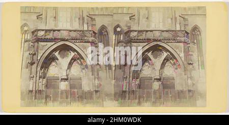 Art inspiré par le portail de l'église notre-Dame de Nuremberg, Allemagne, Allemagne - Nuremberg. Portal der Frauenkirche, Johann Friedrich Stiehm, éditeur: E. Linde & Co, Neurenberg, éditeur: London, 1863 - 1868, carton, Papier, imprimé albumine, hauteur 87 mm × largeur 178 mm, oeuvres classiques modernisées par Artotop avec une touche de modernité. Formes, couleur et valeur, impact visuel accrocheur sur l'art émotions par la liberté d'œuvres d'art d'une manière contemporaine. Un message intemporel qui cherche une nouvelle direction créative. Artistes qui se tournent vers le support numérique et créent le NFT Artotop Banque D'Images