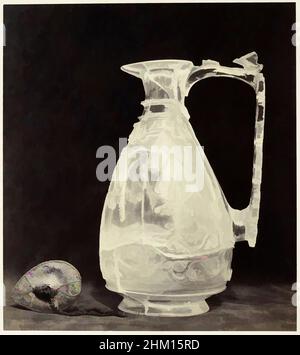 Art inspiré par la carafe en cristal avec bouchon en métal, du Louvre, Charles Thurston Thompson, c. 1866 - c. 1890, œuvres classiques modernisées par Artotop avec une touche de modernité. Formes, couleur et valeur, impact visuel accrocheur sur l'art émotions par la liberté d'œuvres d'art d'une manière contemporaine. Un message intemporel qui cherche une nouvelle direction créative. Artistes qui se tournent vers le support numérique et créent le NFT Artotop Banque D'Images