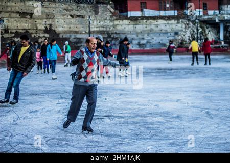 Différentes vues sur la patinoire Shimla Banque D'Images