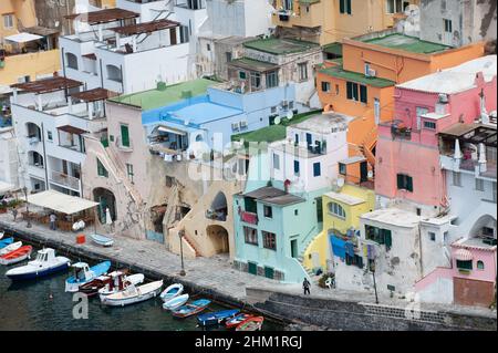 Village de la Corricella dans l'île de Procida, golfe de Neaples Banque D'Images