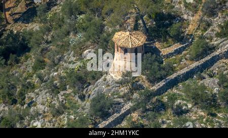 Vue aérienne, Casa Raixa à Buñola, maison avec jardin en pierre sur le terrain de la maison Raixa, Islas Baleares, Palmanyola, Bunyola, Majorque, Iles Baléares Banque D'Images