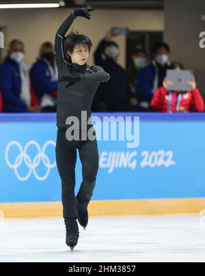 Pékin, Chine.7th févr. 2022.Hanyu Yuzuru, du Japon, s'entraîne au stade Capital Indoor de Beijing, capitale de la Chine, le 7 février 2022.Crédit : CAO CAN/Xinhua/Alay Live News Banque D'Images