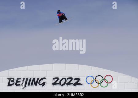 Zhangjiakou, Chine.07th févr. 2022.Emiliano Lauzi, de l'Italie, participe à la finale du slaoppestyle masculin lors des Jeux olympiques d'hiver de 2022 au Genting Snow Park à Zhangjiakou, en Chine, le lundi 7 février 2022.Max Parrot du Canada a remporté la médaille d'or, su Yiming de la Chine a gagné l'argent et Mark McMorris du Canada a gagné le bronze.Photo de Bob Strong/UPI crédit: UPI/Alay Live News Banque D'Images