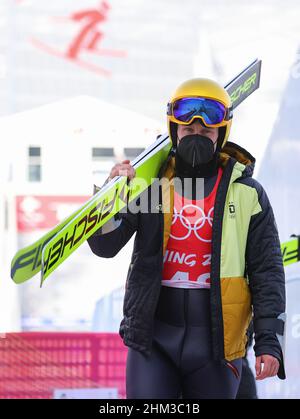 Zhangjiakou, Chine.07th févr. 2022.Jeux olympiques, ski nordique/combiné, entraînement au Centre national de saut à ski.Julian Schmid d'Allemagne.Credit: Daniel Karmann/dpa/Alay Live News Banque D'Images