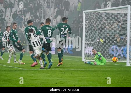 Paulo Dybala de Juventus FC et Dusan Vlahovic de Juventus FC lors du championnat italien série Un match de football entre Juventus FC et Hellas Verona FC le 6 février 2022 au stade Allianz de Turin, Italie - photo Morgese-Rossini / DPPI Banque D'Images