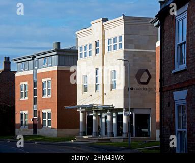 Bridgegate à Howden, avec le bâtiment de la Press Association, East Yorkshire, Angleterre Banque D'Images