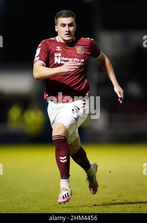 Photo du dossier datée du 01-02-2022, de Aaron McGowan, de Northampton Town.Northampton sera sans Aaron McGowan et Jack Sowerby pour leur affrontement de promotion Sky Bet League 2 avec Newport.Date de publication : lundi 7 février 2022. Banque D'Images