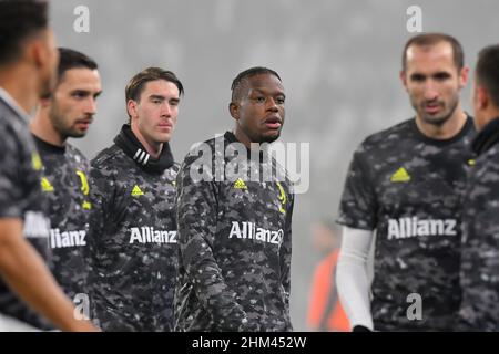 Denis Zakaria, du Juventus FC, se réchauffe lors de la série Un match de 2021/22 entre le Juventus FC et le Hellas Verona FC au stade Allianz le 06 février 2022 à Turin, Italie-photo ReporterTorino Banque D'Images