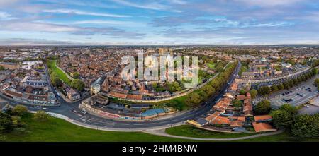Vue panoramique aérienne de la ville de York avec le Minster dans le centre.York. Banque D'Images