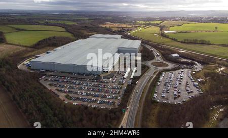 ASOS Warehouse, géré par GXO Logistics, près de Grimethorpe, Barnsley, South Yorkshire. Banque D'Images