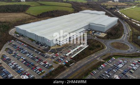 ASOS Warehouse, géré par GXO Logistics, près de Grimethorpe, Barnsley, South Yorkshire. Banque D'Images